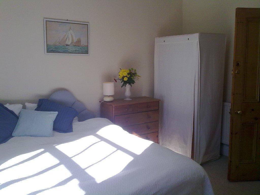 Sun Hill Cottage Каус Номер фото